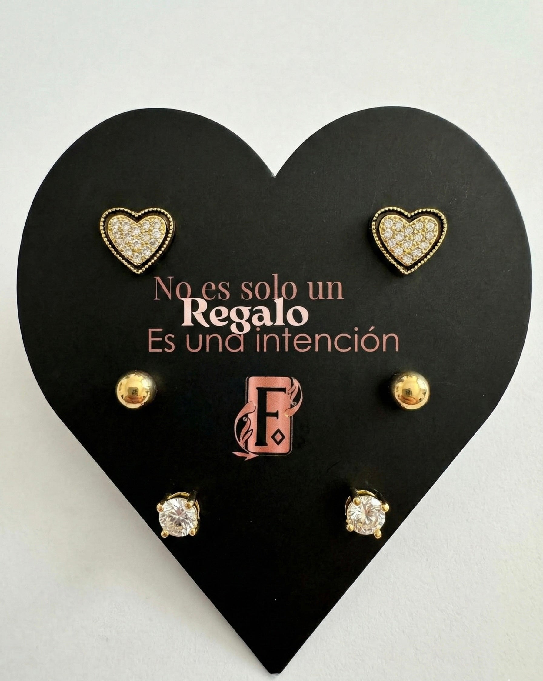 Trío corazón de Luz